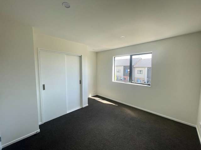 7 Selo Street Glen Eden_4