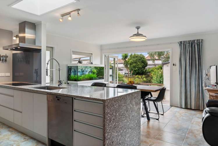 11 Daytona Road Henderson_9