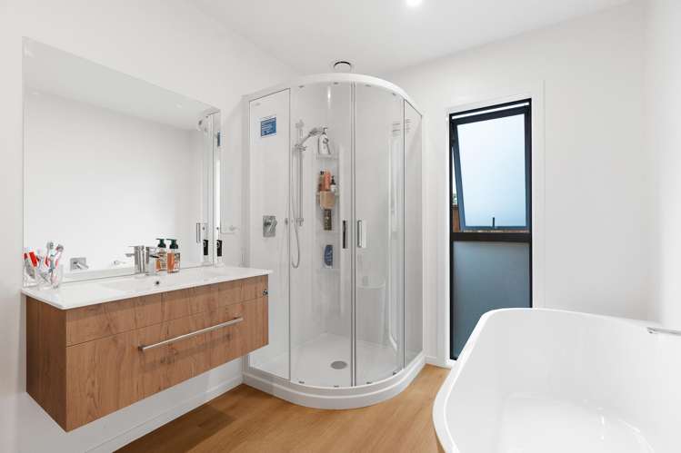 2/16 Makoura Road Masterton_6