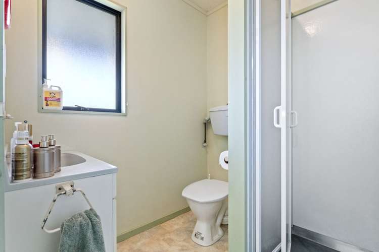 7 Adela Stewart Drive West Athenree_8