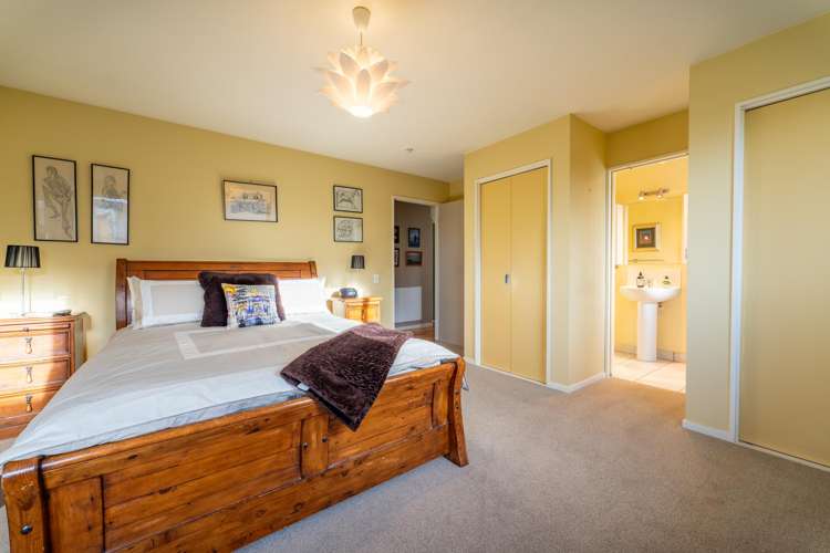 18 Chateau Close Gleniti_10