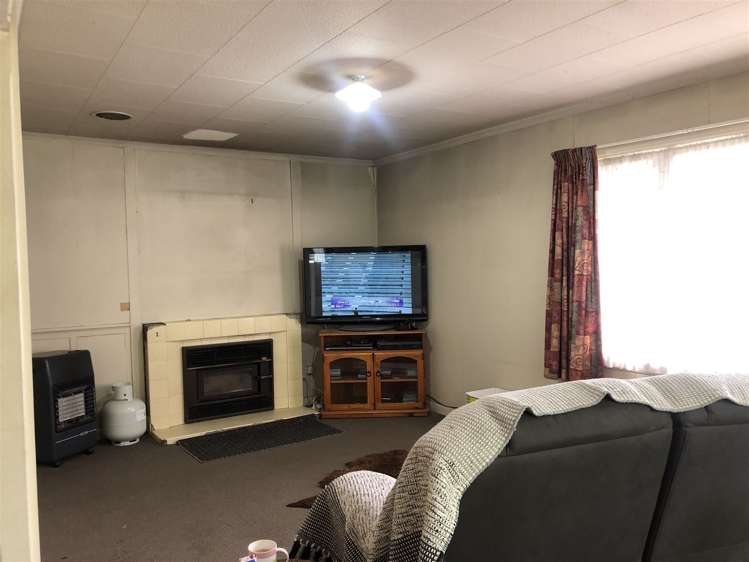 8 Tekoa Street Waiau_22