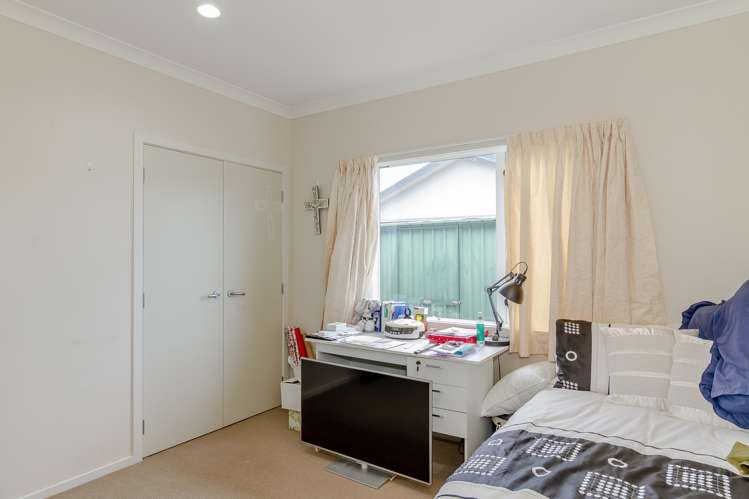 10 Somes Place Poraiti_11