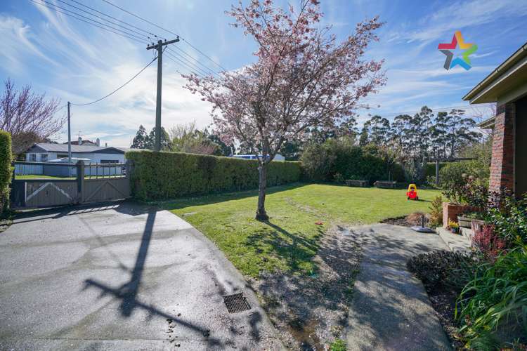 1 Home Street Manapouri_18