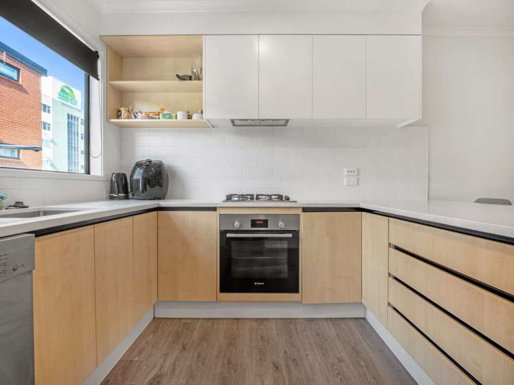 20/216 Tristram Street_1