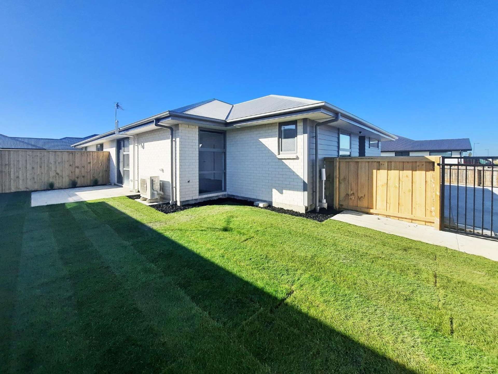 1/19 Harrison Drive 11103_0