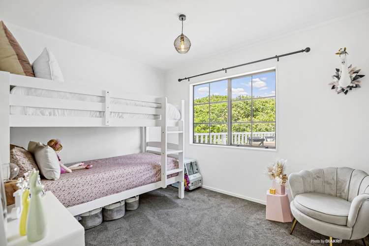 48 Percy Dyett Drive Karori_11