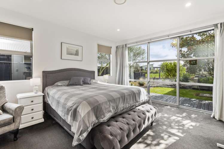 21 Torbay Avenue Lake Hood_10