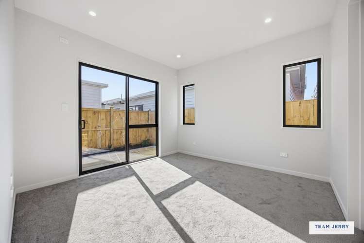 16 Tuwai Crescent Opaheke_18