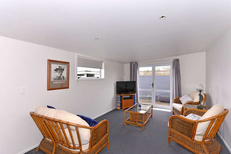 389 Lower Queen Street Richmond_10