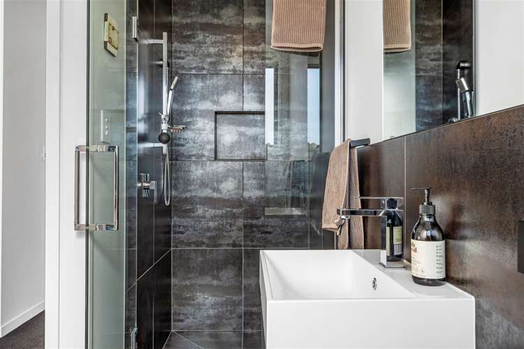 711 Hills Road Marshland_26