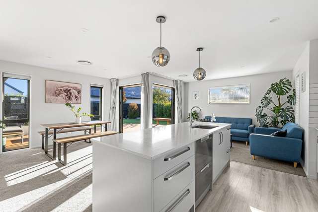 25 Vitalia Crescent Lincoln_4