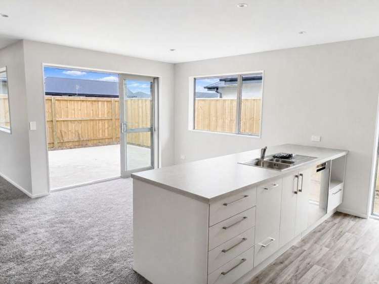 14 Silverstone Loop Rolleston_2