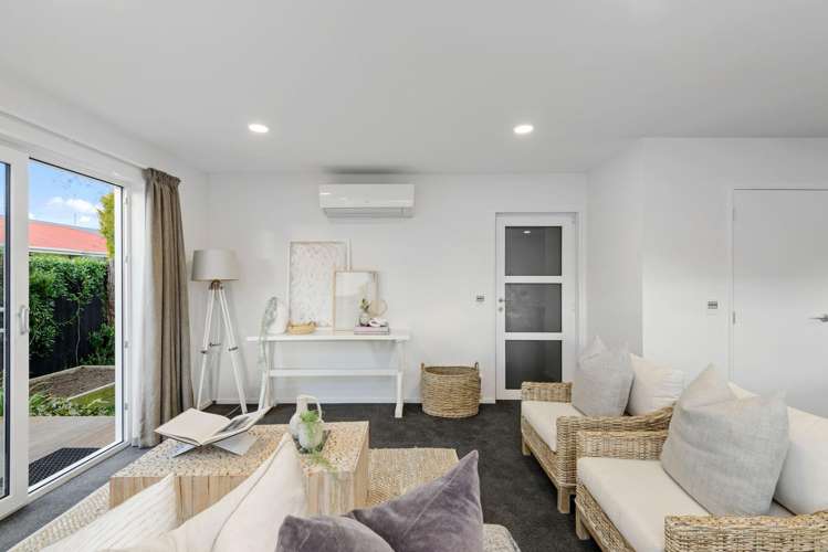 1/6 Feilding St Addington_7