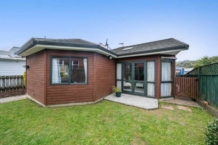 221A Main Road Tawa_18