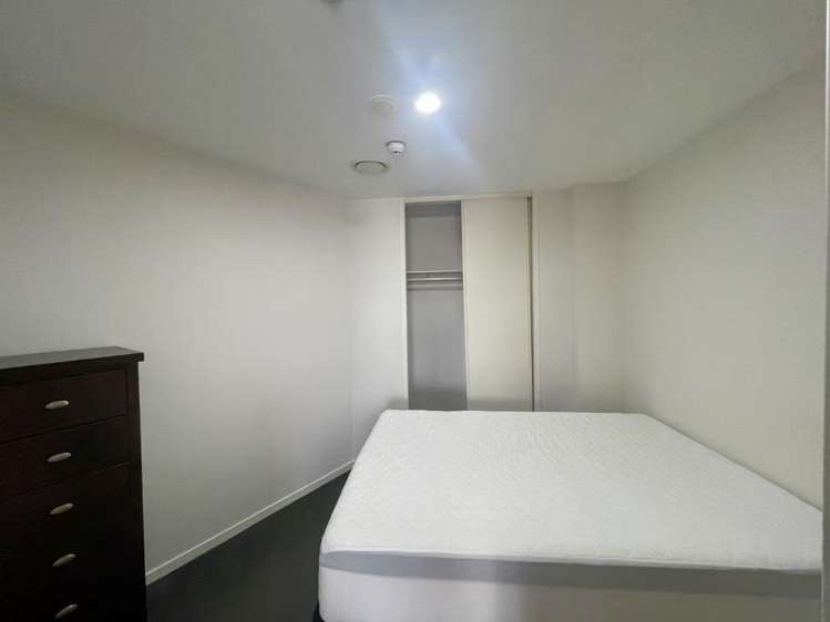 614/421 Queen Street 10015_7