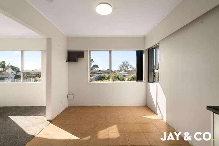 26 Challen Close Conifer Grove_3