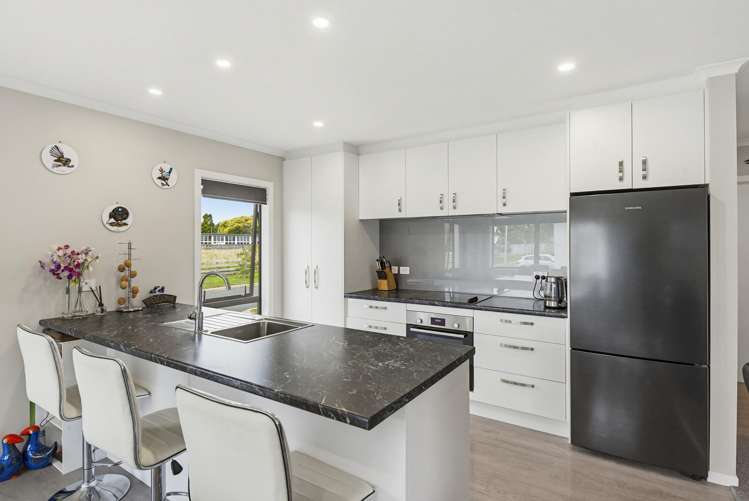 12 Enereta Road Otaki_1