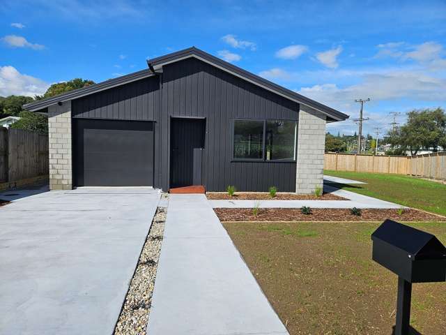 Modern Home in Paeroa – 3 Beds, 2 Baths