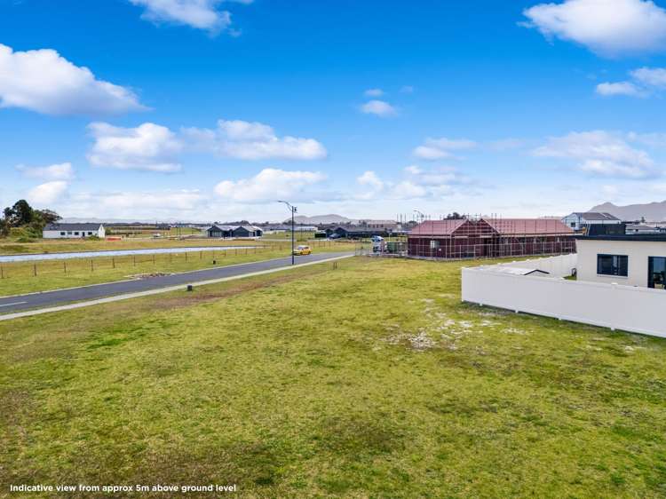 8 and 10 Kentia Court One Tree Point_4