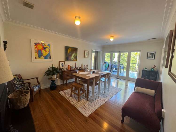 25 Arama Avenue Titirangi_4