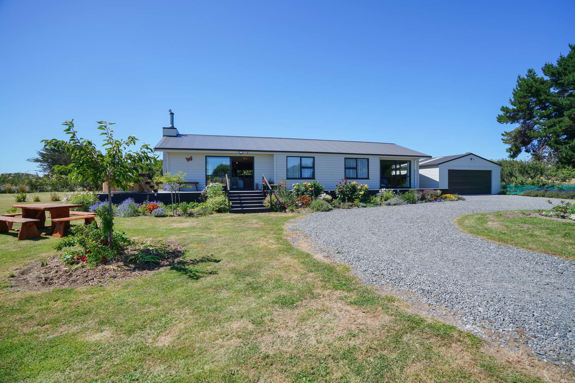 367 Oreti Road Otatara_0