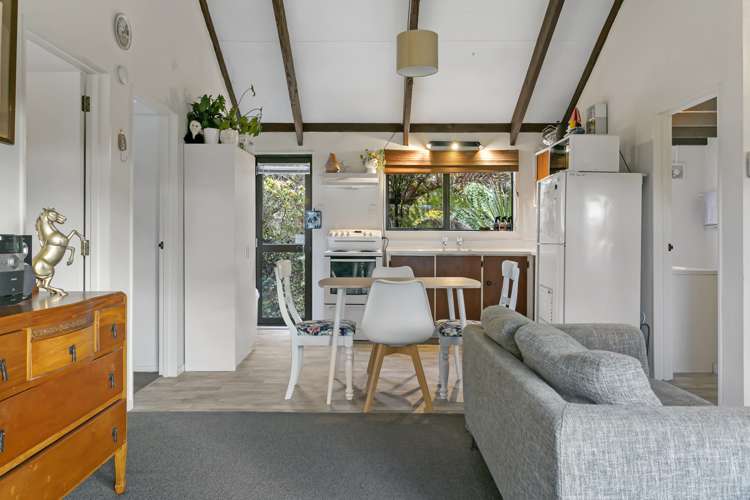 15b Te Hatepe Avenue Taupo_12