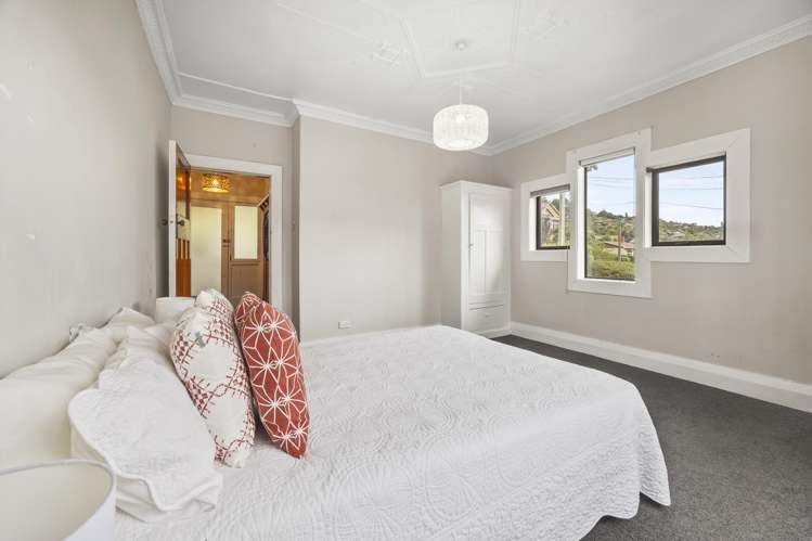 7 Dalkeith Street North East Valley_14