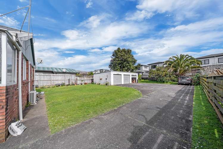 2/7 Greenhill Crescent Pakuranga Heights_19