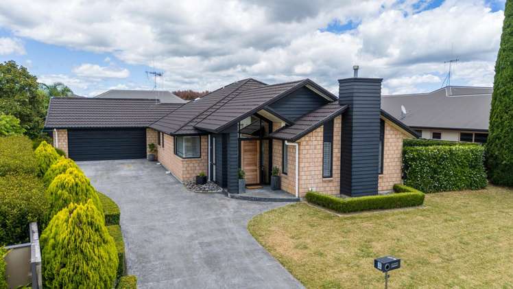 54 Palliser Drive Huntington_1