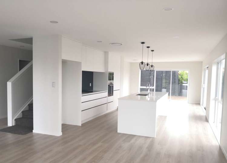 10 Boocock Crescent Orewa_14