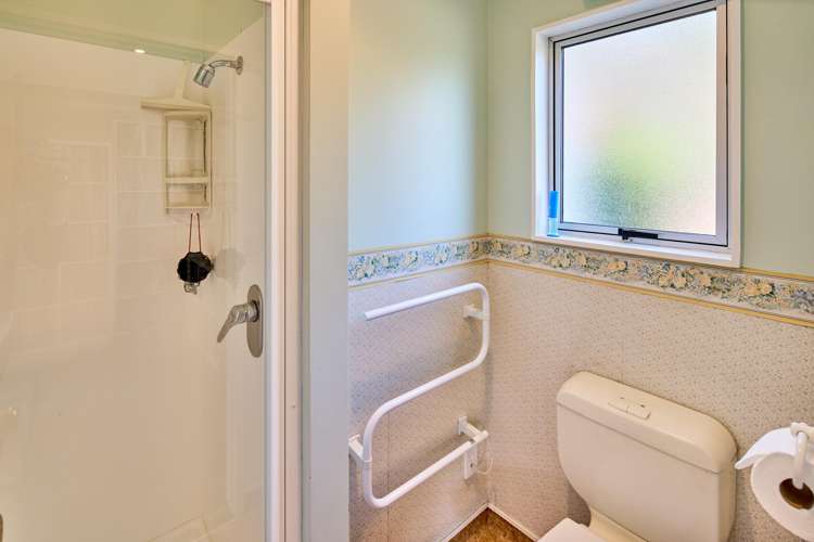 7 Tui Terrace Tawa_18