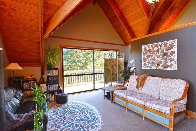 11 Deirdre Place Titirangi_11