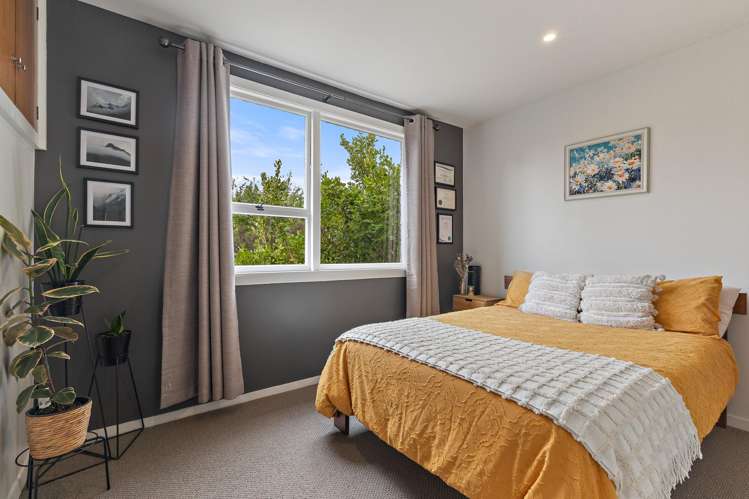 9a Esher Place Saint Martins_16