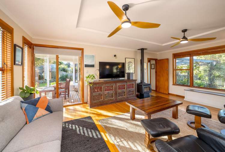 9 Card Crescent Featherston_3