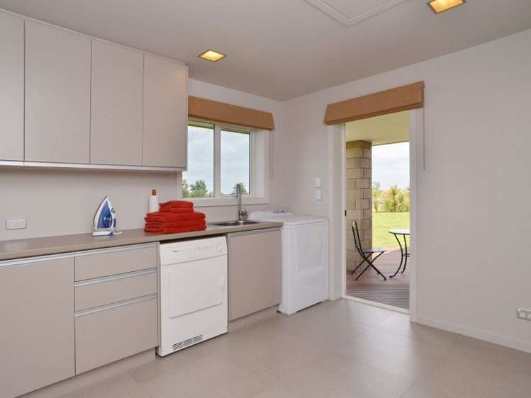 56 Davis Road Cust_14