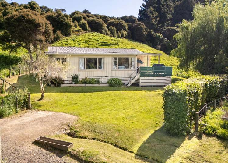 9 Wainui Valley Road Wainui_1