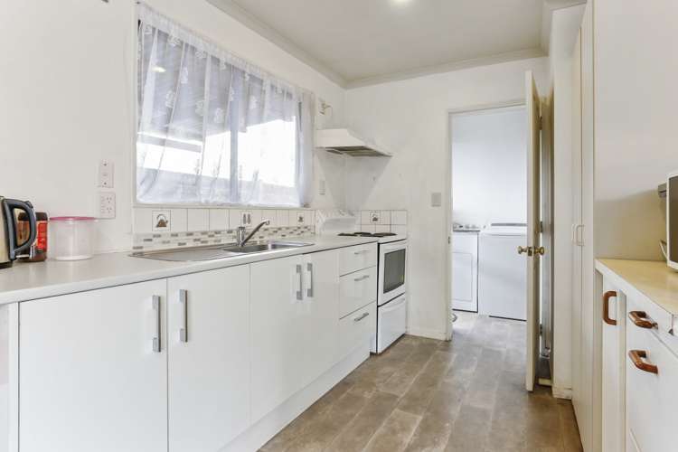 58 Hall Avenue Mangere_1