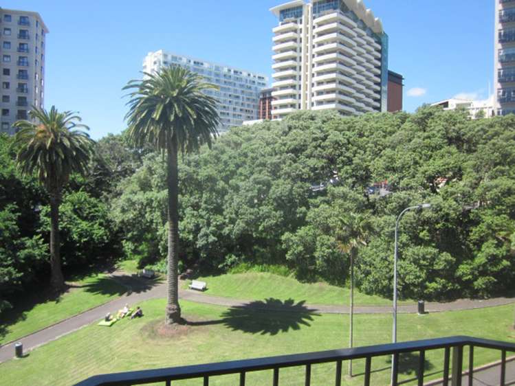 8L/23 Emily Place 10015_12