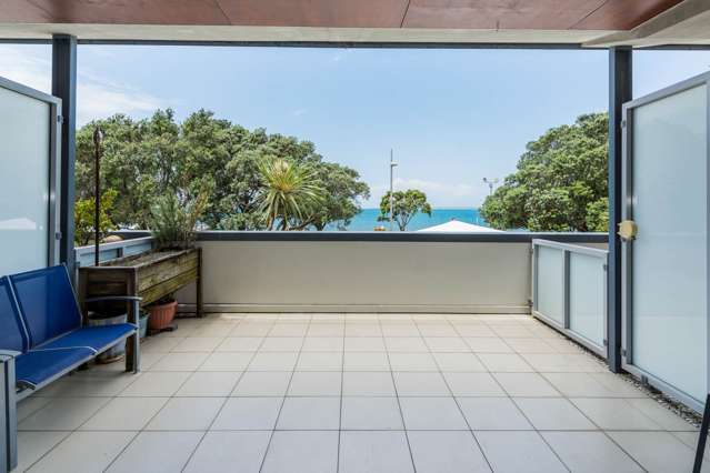 9/6 Beach Front Lane Browns Bay_2