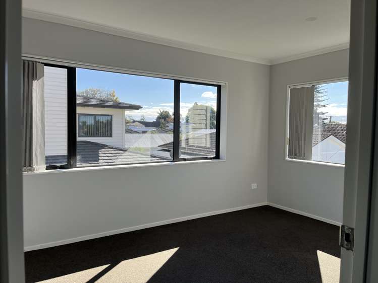8/30 Calvert Ave Mangere East_9