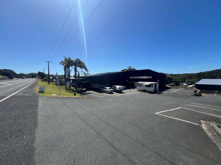 Unit 2/253 State Highway 10 Cable Bay_13