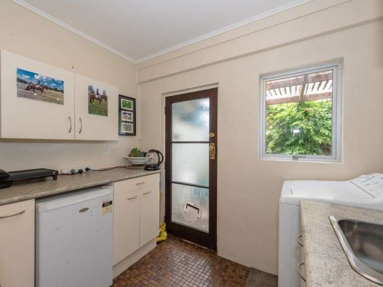 34 Clements Crescent Queenwood_16