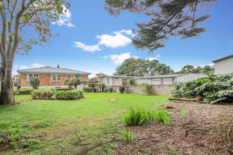 90 Coronation Road Mangere Bridge_5