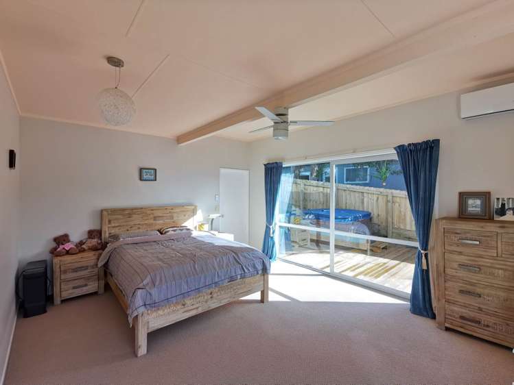 6 Elmira Place Browns Bay_9