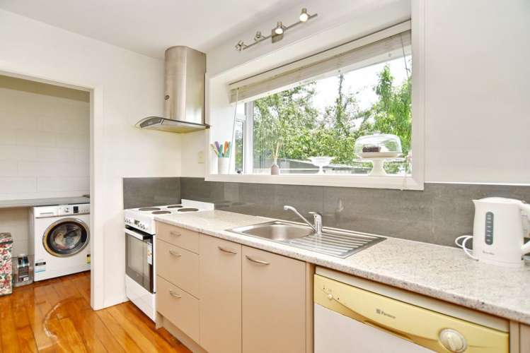 2/25 Blighs Road Strowan_2