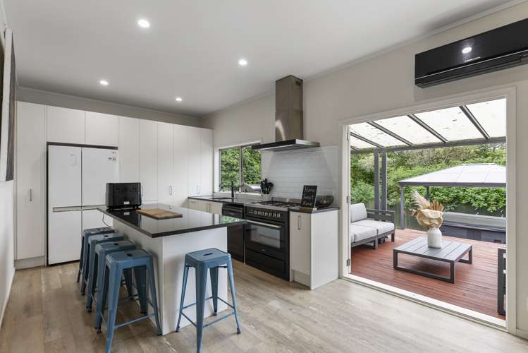 98 Hill Road The Gardens_11