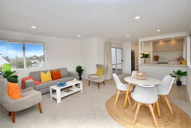 1/17 Athena Drive Totara Vale_3