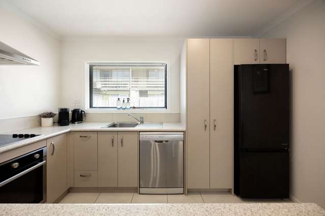 2/3 Manning Street Hamilton Central_4