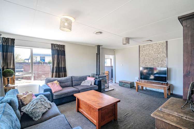 14 Stonehaven Street Flaxmere_7